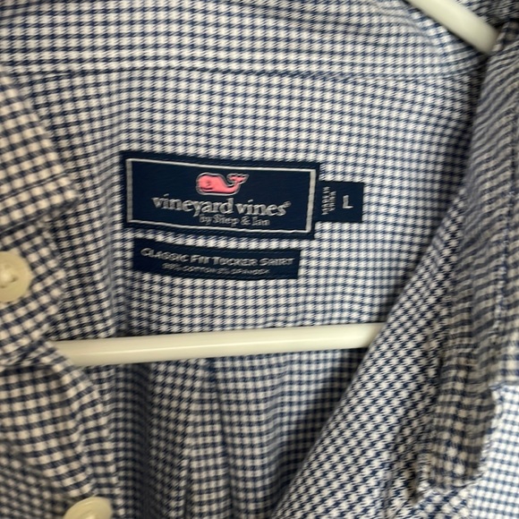 Vineyard Vines Classic Fit Tucker Shirt - Picture 2 of 2